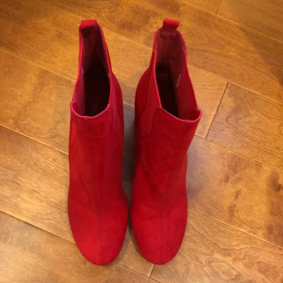 H&M Shoes - Ankle Boots with Side Panels H&M Shoes - Ankle Boots with Side Panels